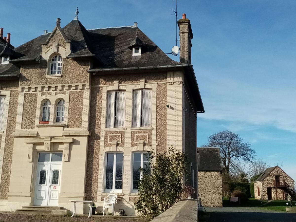 La Petite Boulangerie, Chambre D'Hotes Independante Vaubadon Exterior photo